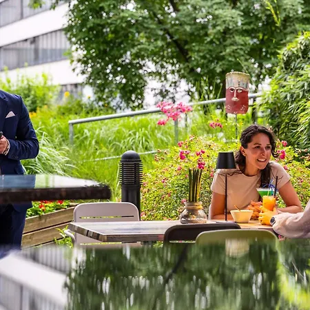 Novotel Suites Wien City Donau-3
